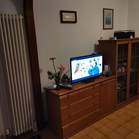 Camera In Appartamento Pordenone Extérieur photo