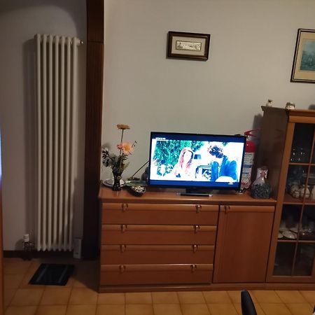 Camera In Appartamento Pordenone Extérieur photo